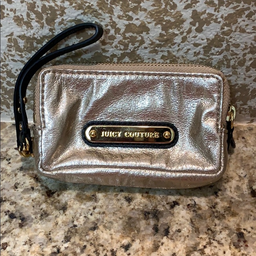 Juicy Couture wristlet